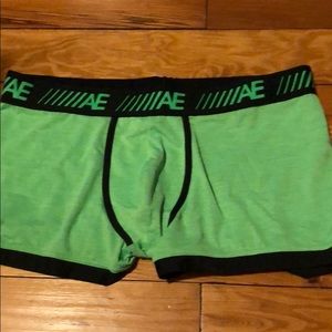 American Eagle size XL active trunk
